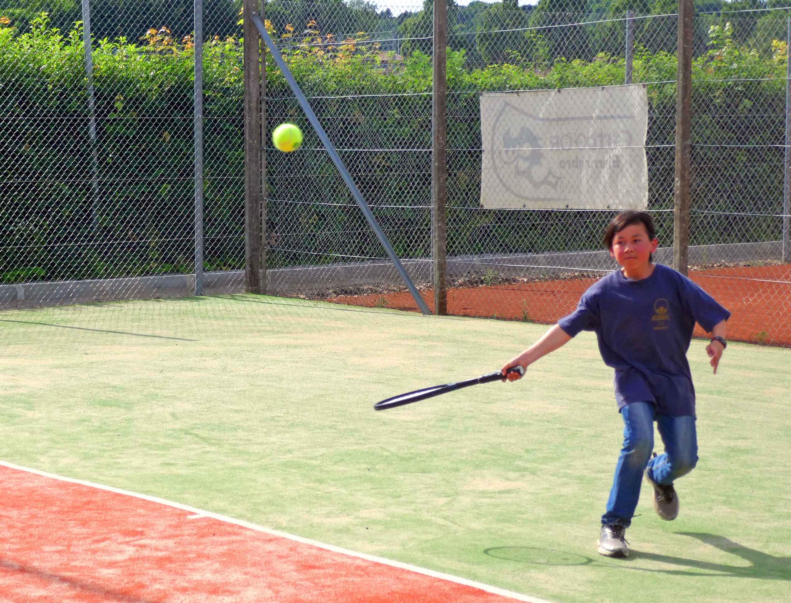 Oliver - Tennis