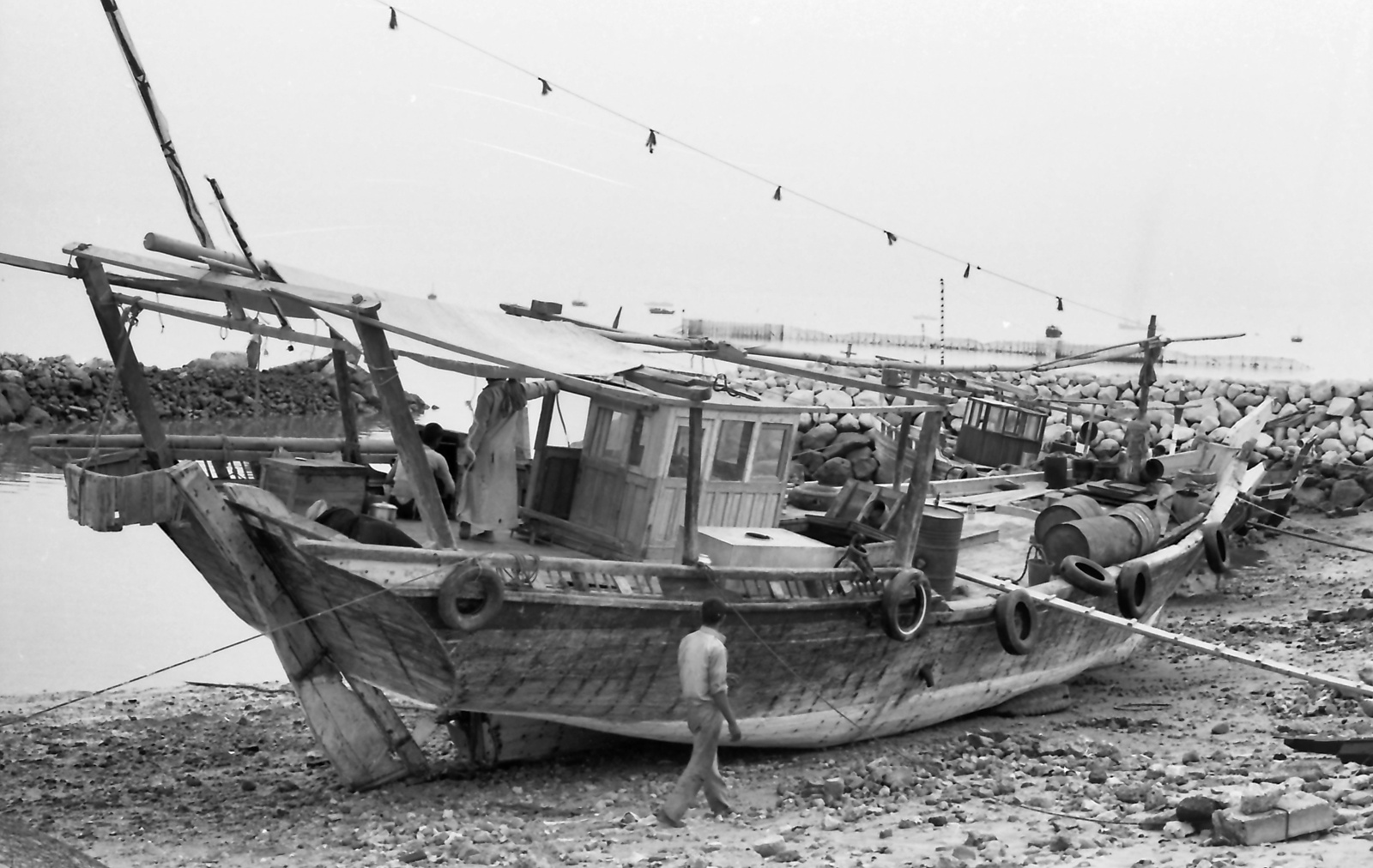 Dhow 1975