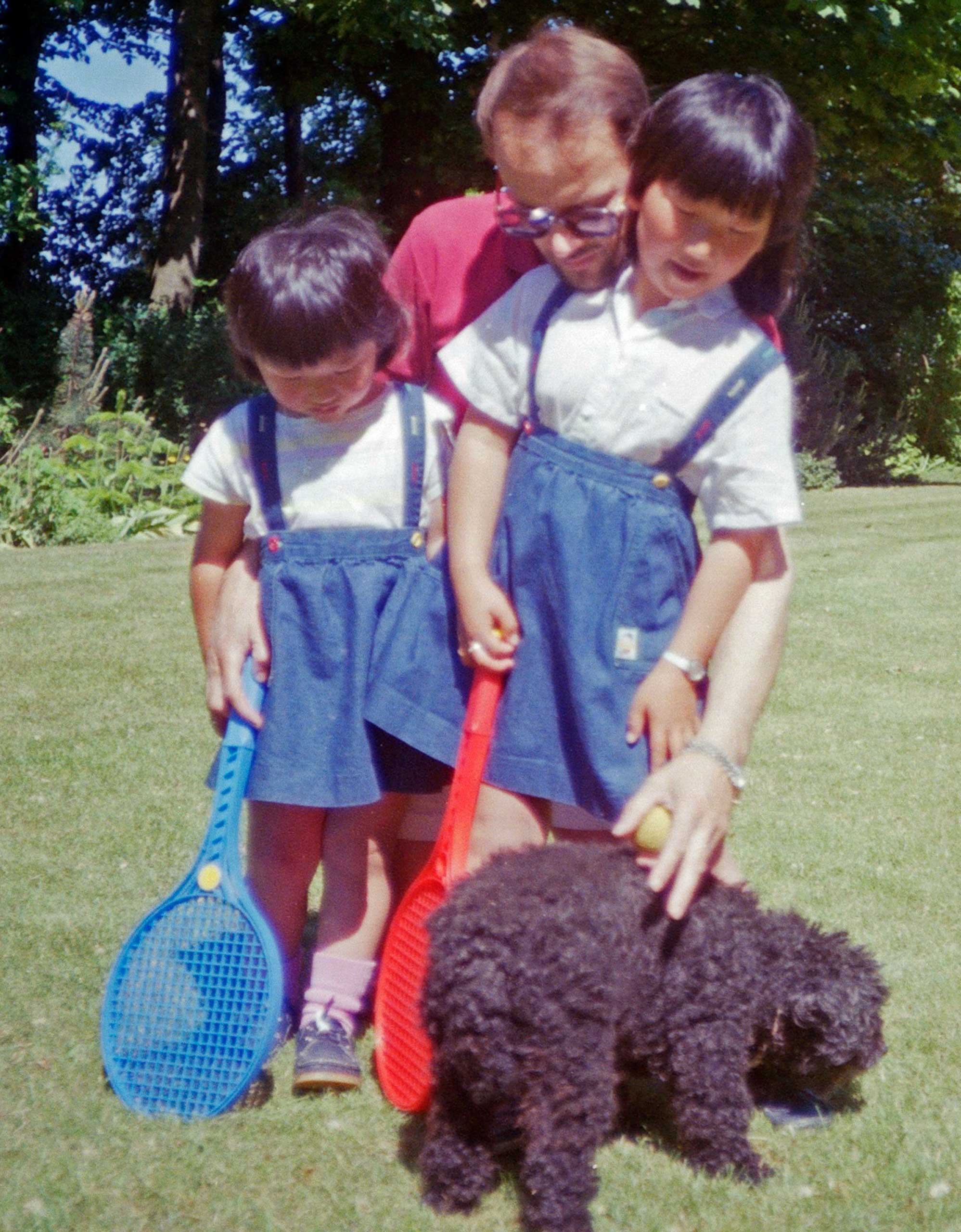 Sammen med far og Rikke