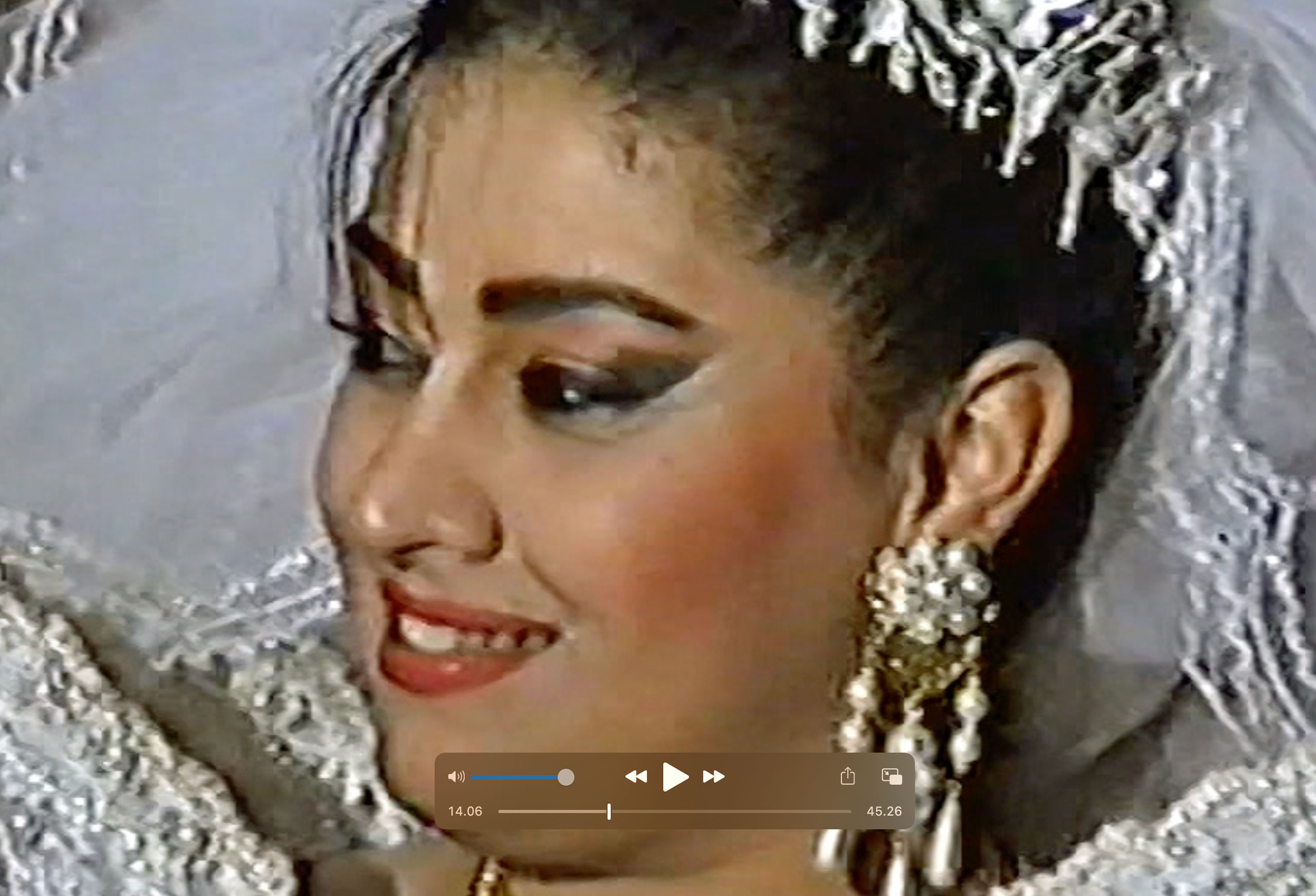 Den smukke brud Azal