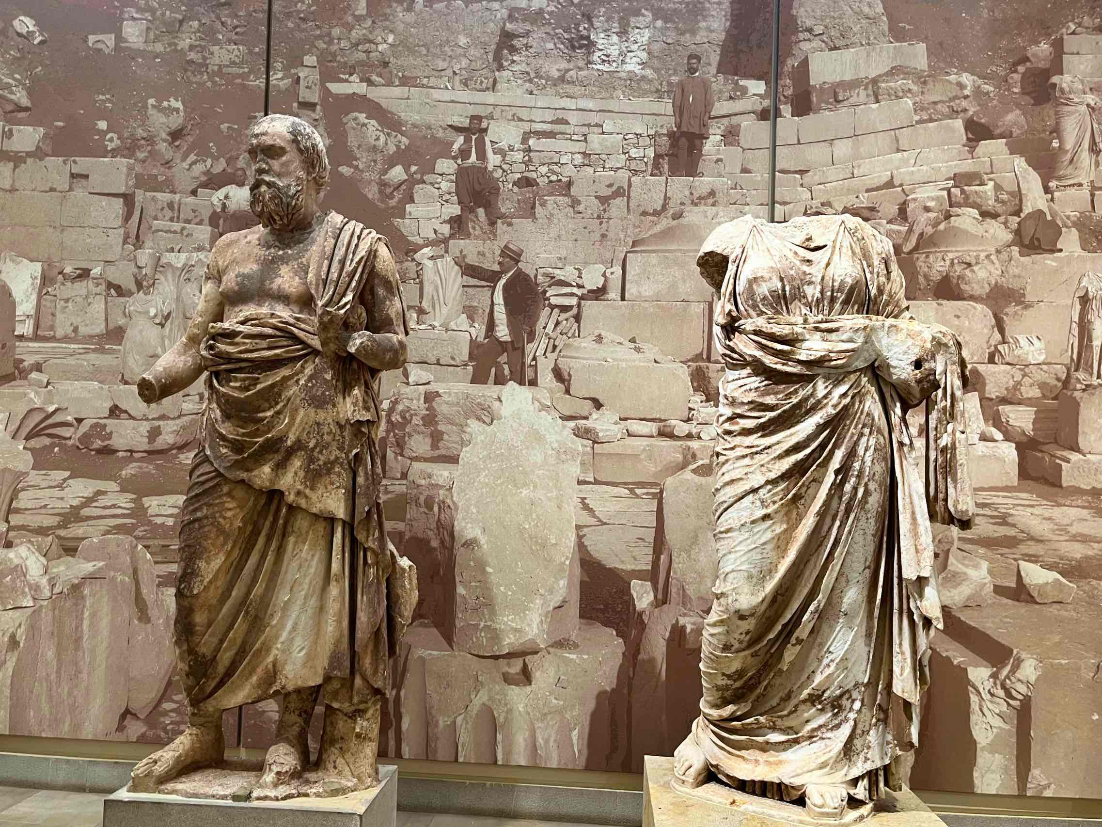 Statuer