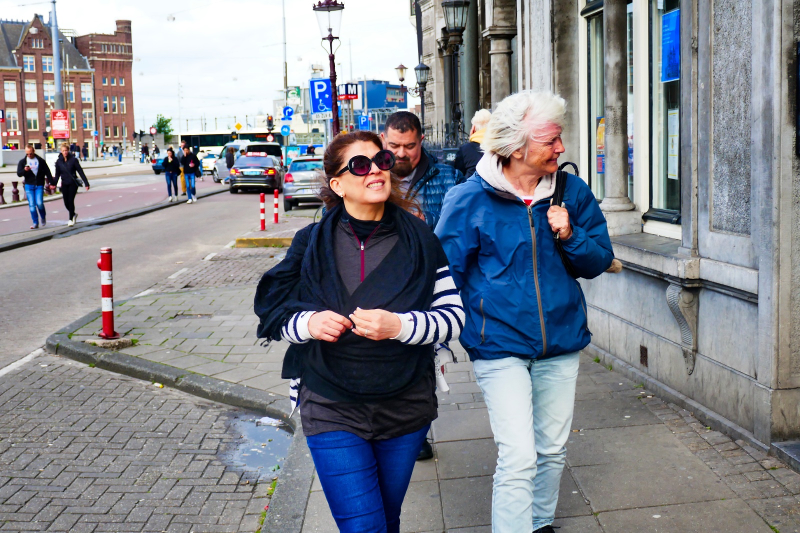 Strolling windy Amsterdam