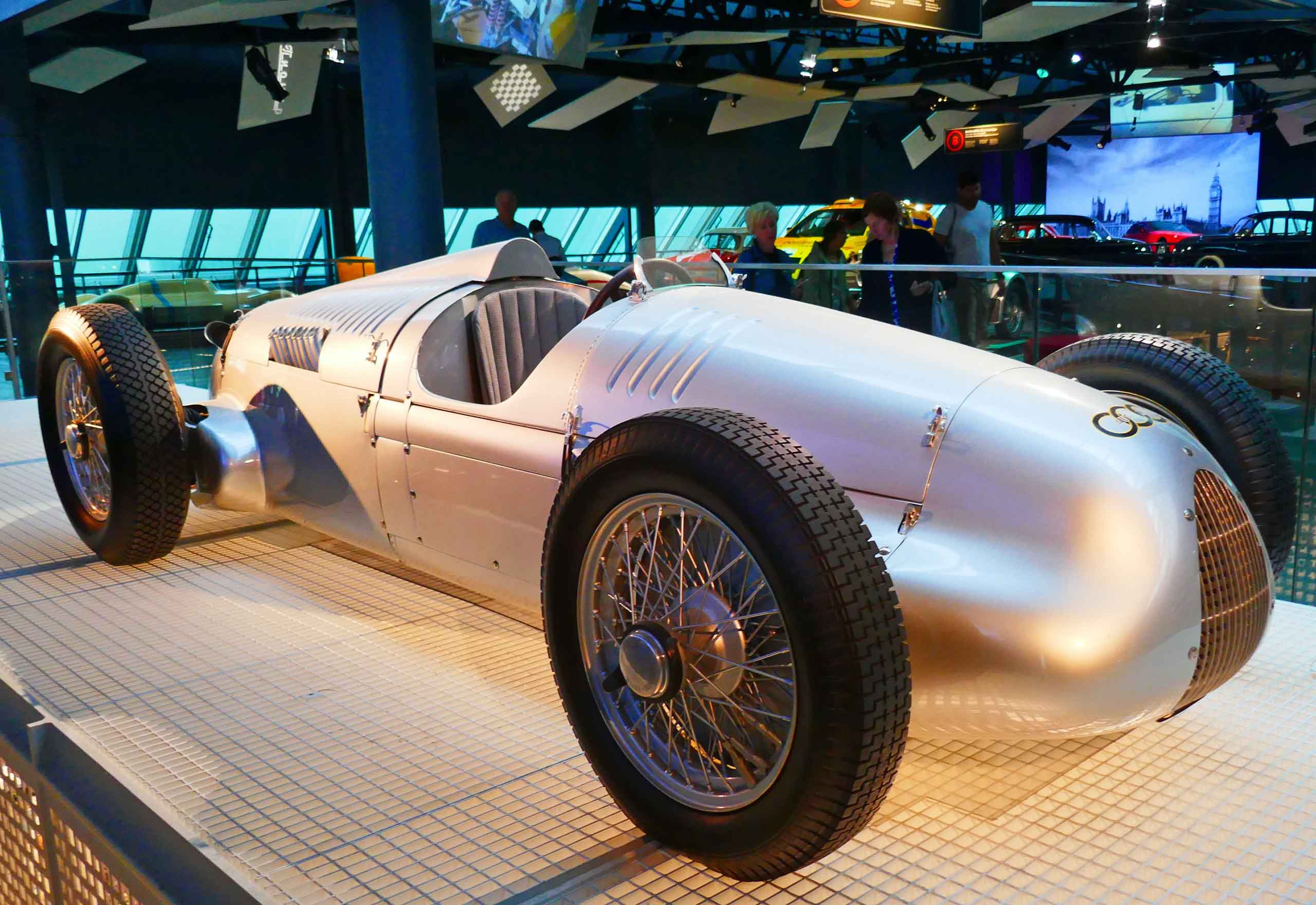 Audi V16 - krigsbytte