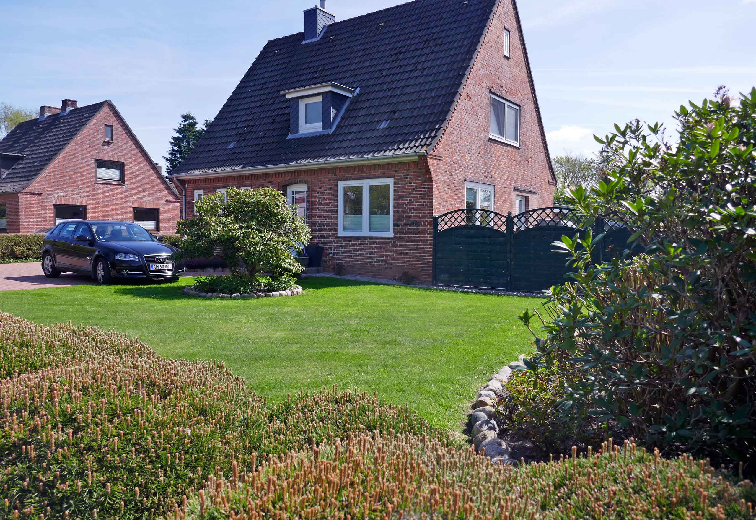 Her boede vi