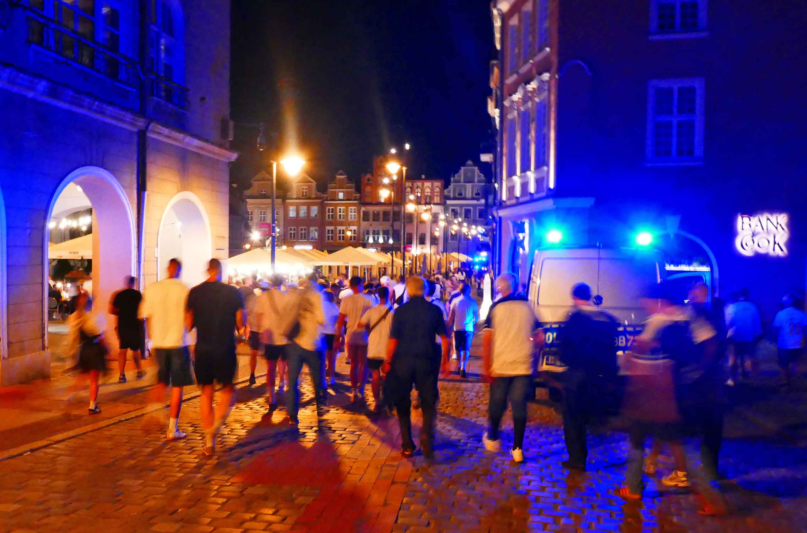 Tilbage mod markedspladsen