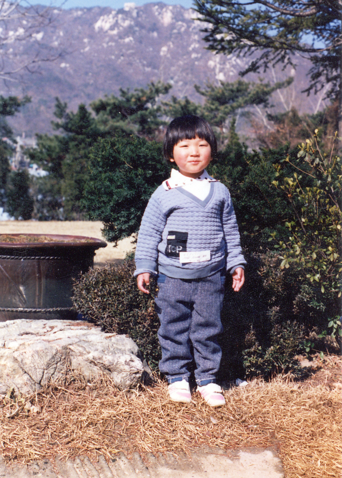 Anja på børnehjemmet i Seoul