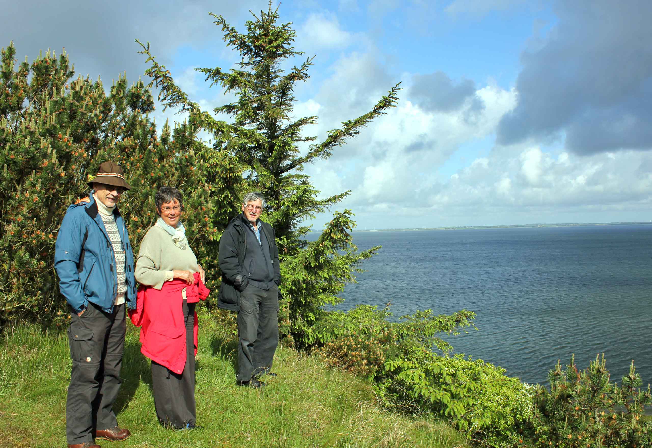 På tur rundt langs havet